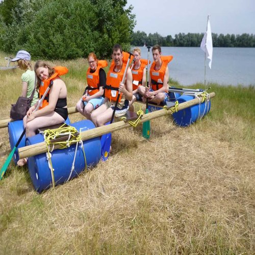 Floßbauaktion am Reeser Meer