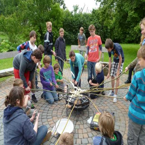 Stockbrotbacken am Picknickplatz